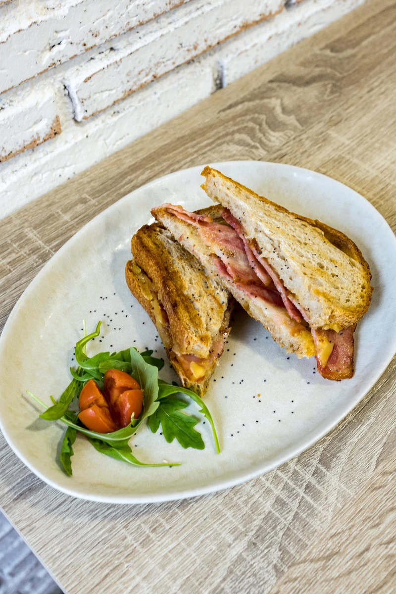 BACON LOVERS